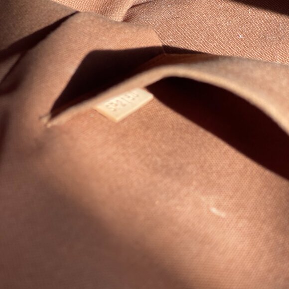 Louis Vuitton Tivoli GM Monogram Canvas Tote – Gold Hardware, Made in France - Picture 2 of 11